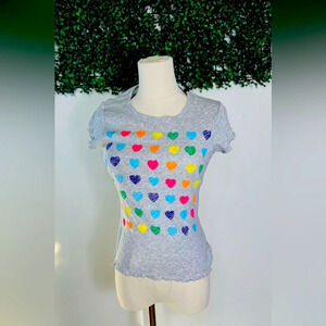 Chaser Multicolored Heart Grey Ruffle T-Shirt Size Small NWT